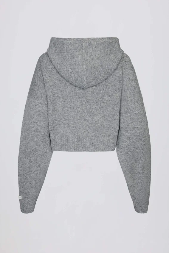 Mjuk, kort hoodie i grått med dragkedja Mjuk, kort hoodie i grått med dragkedja