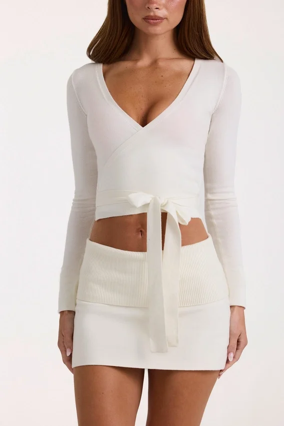 Mjuk stickad wrap-top i ivory Mjuk stickad wrap-top i ivory