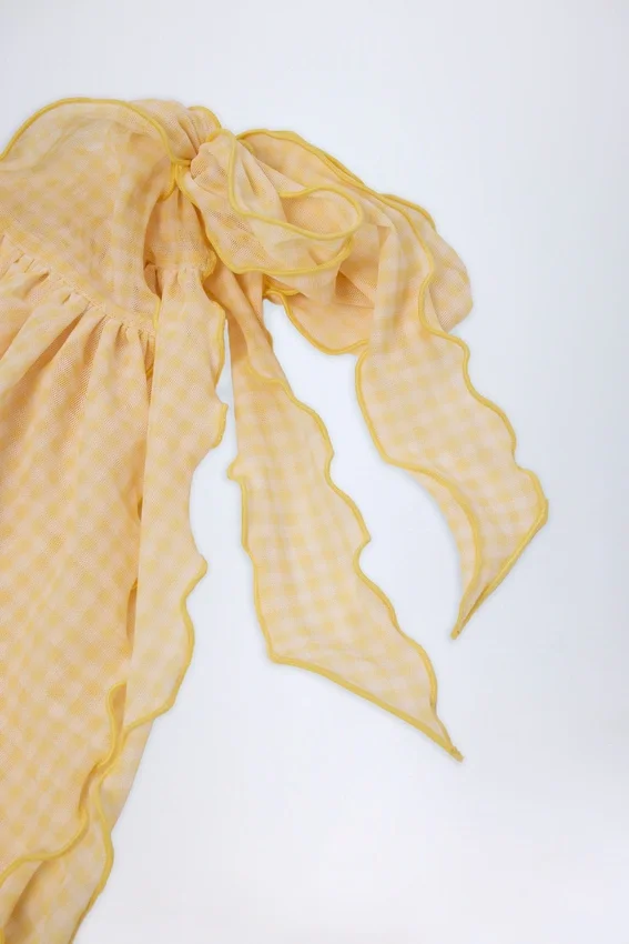 Molinas sarong med knytband i gul rutig Molinas sarong med knytband i gul rutig
