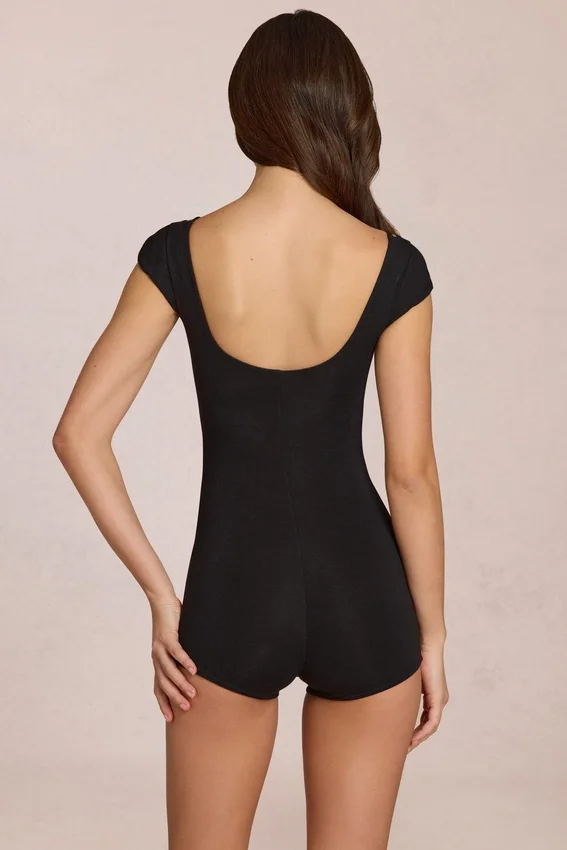 Nayara Modal Playsuit i svart Nayara Modal Playsuit i svart