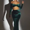 Nixie Velvet Mid-Rise Maxi Kjol i smaragdgrönt Nixie Velvet Mid-Rise Maxi Kjol i smaragdgrönt