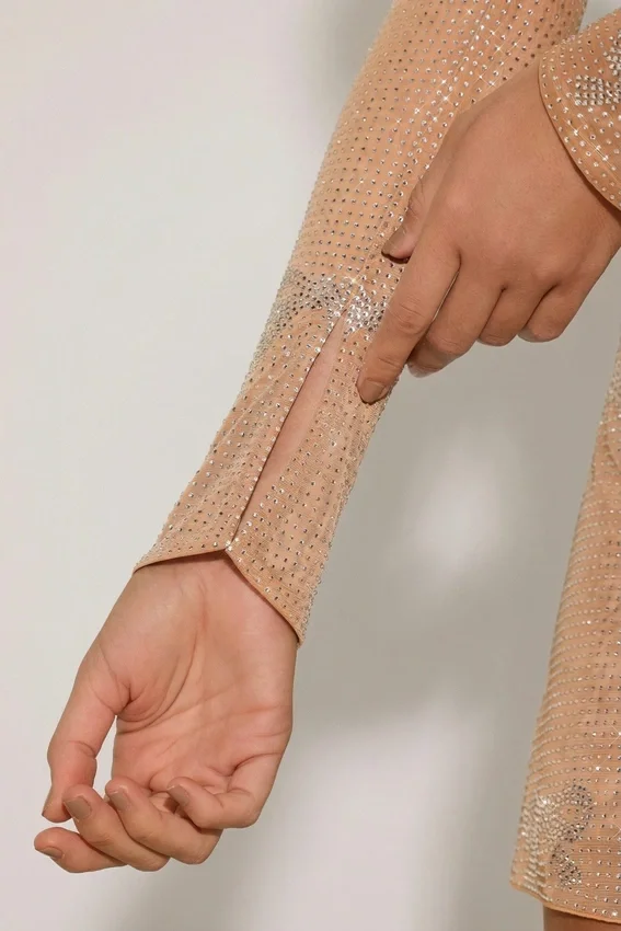 Nolene Embellished Mid-Rise A-Line Mini Kjolar i Almond Nolene Embellished Mid-Rise A-Line Mini Kjolar i Almond