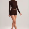Noor Modal högmidjade bodycon-shorts i chokladbrunt Noor Modal högmidjade bodycon-shorts i chokladbrunt