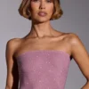 Odetta, utsmyckad, axelbandslös crop top i ljusrosa Odetta, utsmyckad, axelbandslös crop top i ljusrosa