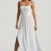 Olyssia Shirred Camisole Maxi Klänning i vitt Olyssia Shirred Camisole Maxi Klänning i vitt