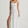 Olyssia Shirred Camisole Maxi Klänning i vitt Olyssia Shirred Camisole Maxi Klänning i vitt