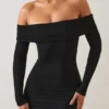 Oriana Modal Off-Shoulder Miniklänning i Svart Oriana Modal Off-Shoulder Miniklänning i Svart