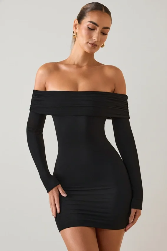 Oriana Modal Off-Shoulder Miniklänning i Svart Oriana Modal Off-Shoulder Miniklänning i Svart