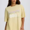 Oversized T-shirt med tryck i citrongult Oversized T-shirt med tryck i citrongult