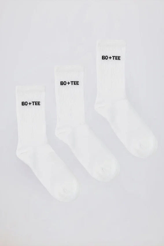 Paket med ribbade strumpor i vitt Paket med ribbade strumpor i vitt