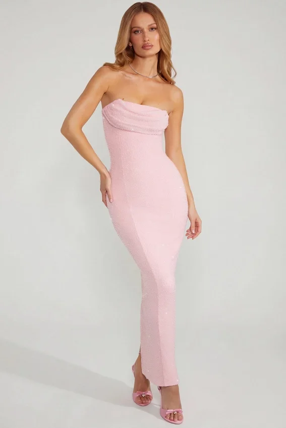 Palermo Maxiklänning med bandeau-top och cowl-hals i rosa Palermo Maxiklänning med bandeau-top och cowl-hals i rosa