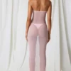 Papeete Ruched Bandeau Midi-klänning i mjukrosa Papeete Ruched Bandeau Midi-klänning i mjukrosa
