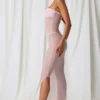 Papeete Ruched Bandeau Midi-klänning i mjukrosa Papeete Ruched Bandeau Midi-klänning i mjukrosa