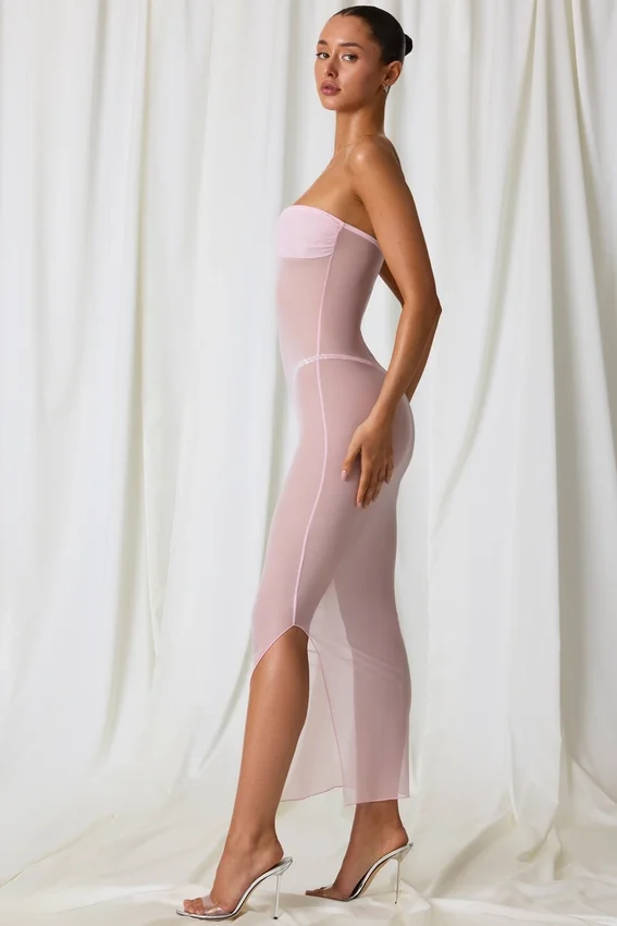 Papeete Ruched Bandeau Midi-klänning i mjukrosa Papeete Ruched Bandeau Midi-klänning i mjukrosa