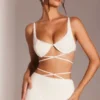 Parma Embellished Underwired Strappy Crop Top i vitt Parma Embellished Underwired Strappy Crop Top i vitt