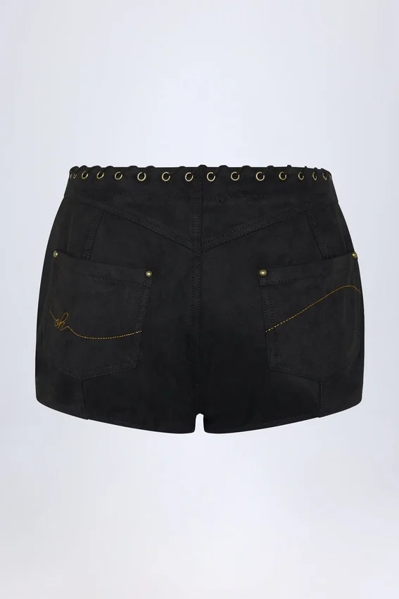 Parva snörningsshorts med medelhög midja i svart Parva snörningsshorts med medelhög midja i svart