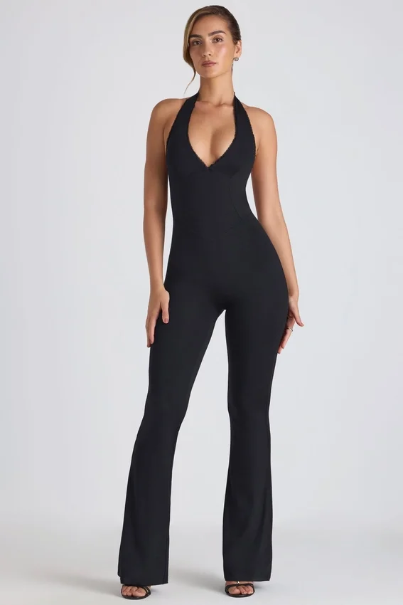 Pema Modal Jumpsuit med spetsdetaljer och utskärningar i svart Pema Modal Jumpsuit med spetsdetaljer och utskärningar i svart