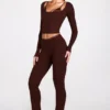 Philippa Modal Mid-Rise Flared Trousers i chokladbrunt Philippa Modal Mid-Rise Flared Trousers i chokladbrunt