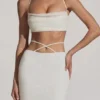 Pisa Embellished Cross Back Crop Top i vitt Pisa Embellished Cross Back Crop Top i vitt