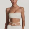 Pisa Embellished Cross Back Crop Top i vitt Pisa Embellished Cross Back Crop Top i vitt