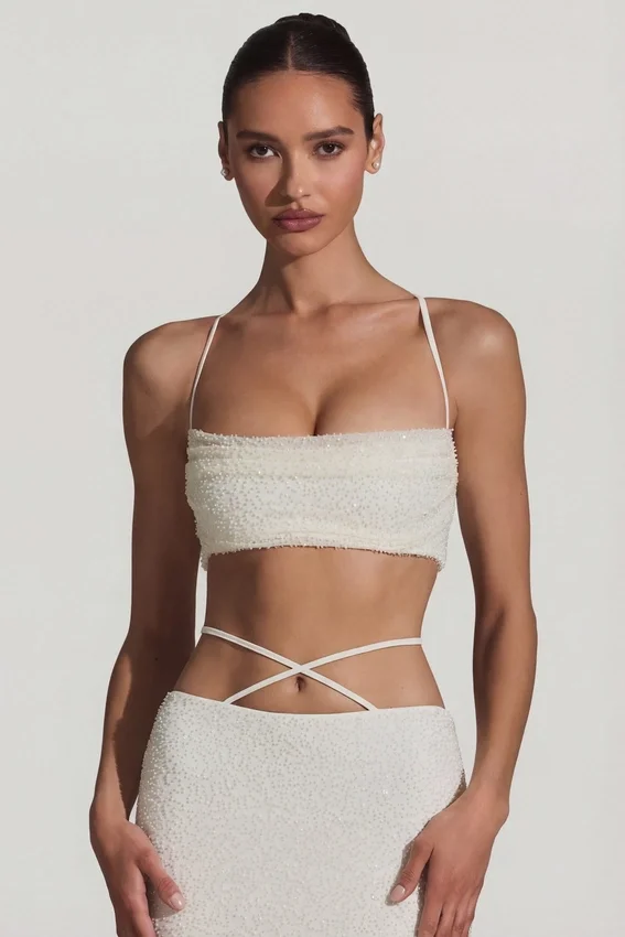 Pisa Embellished Cross Back Crop Top i vitt Pisa Embellished Cross Back Crop Top i vitt