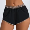 Praia minishorts i svart Praia minishorts i svart