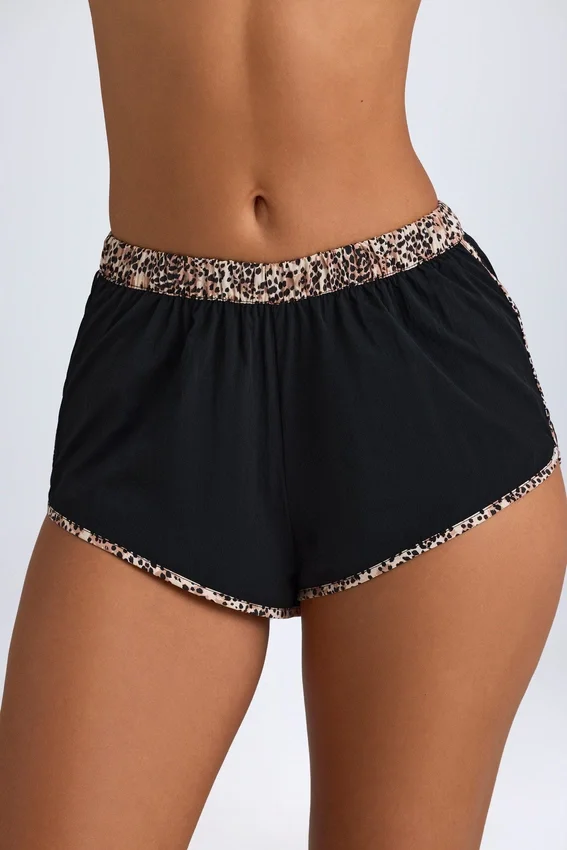 Praia minishorts i svart Praia minishorts i svart