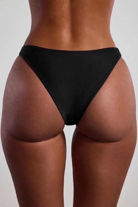 Praslin bandeau-bikinitopp med pärlbroderier i svart Praslin bandeau-bikinitopp med pärlbroderier i svart