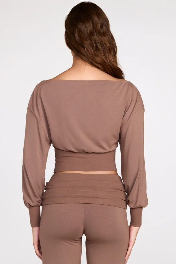 Quinn Modal Off-Shoulder Long-Sleeve Top i Mocha Quinn Modal Off-Shoulder Long-Sleeve Top i Mocha