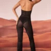 Ramona Jumpsuit med utsmyckad djup urringning i svart Ramona Jumpsuit med utsmyckad djup urringning i svart