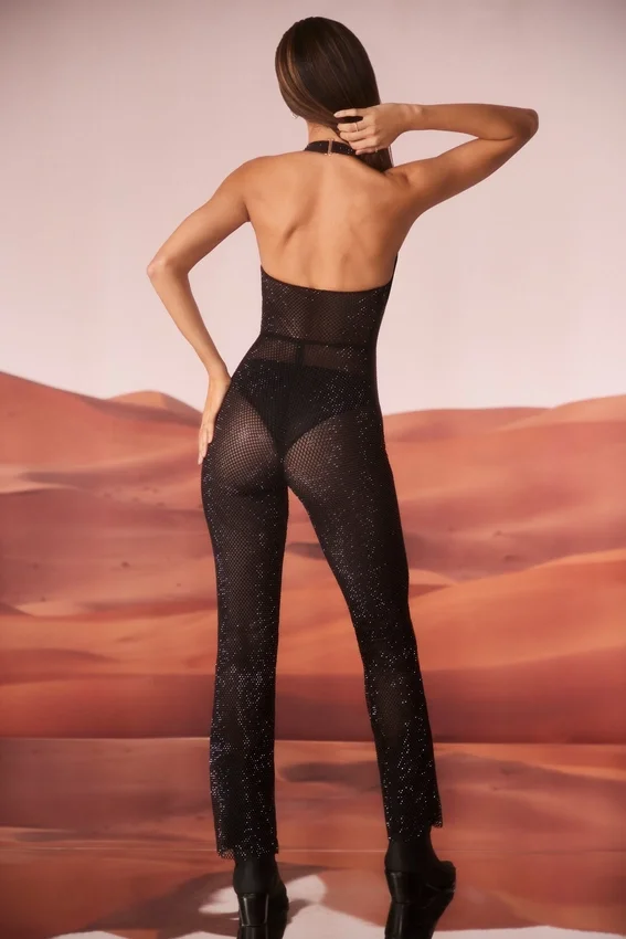 Ramona Jumpsuit med utsmyckad djup urringning i svart Ramona Jumpsuit med utsmyckad djup urringning i svart