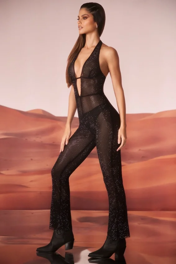 Ramona Jumpsuit med utsmyckad djup urringning i svart Ramona Jumpsuit med utsmyckad djup urringning i svart
