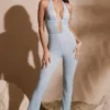 Ramona Petite Jumpsuit med utsmyckad djup urringning i Aqua Ramona Petite Jumpsuit med utsmyckad djup urringning i Aqua