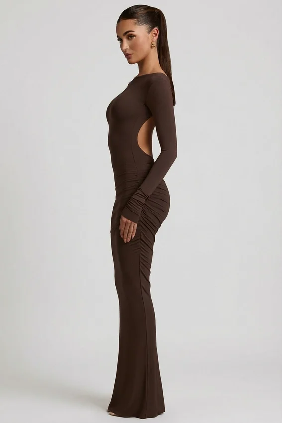 Regine Modal Ruched Backless Maxiklänning i chokladbrunt Regine Modal Ruched Backless Maxiklänning i chokladbrunt