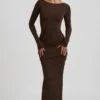 Regine Modal Ruched Backless Maxiklänning i chokladbrunt Regine Modal Ruched Backless Maxiklänning i chokladbrunt
