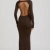 Regine Modal Ruched Backless Maxiklänning i chokladbrunt Regine Modal Ruched Backless Maxiklänning i chokladbrunt