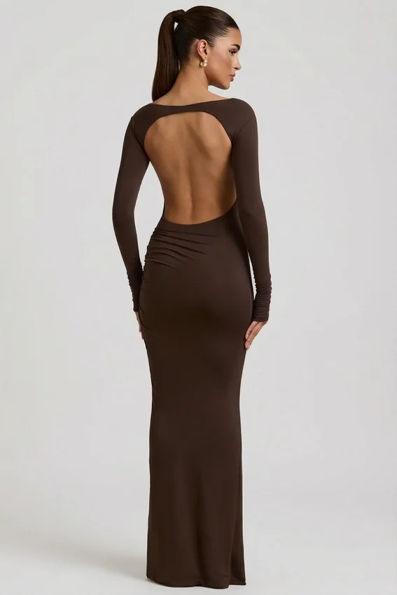 Regine Modal Ruched Backless Maxiklänning i chokladbrunt Regine Modal Ruched Backless Maxiklänning i chokladbrunt