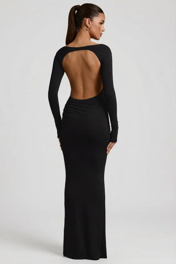 Regine Modal Ruched Backless Maxiklänning i svart Regine Modal Ruched Backless Maxiklänning i svart