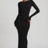 Regine Modal Ruched Backless Maxiklänning i svart Regine Modal Ruched Backless Maxiklänning i svart
