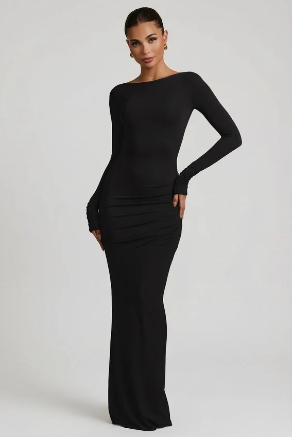 Regine Modal Ruched Backless Maxiklänning i svart Regine Modal Ruched Backless Maxiklänning i svart