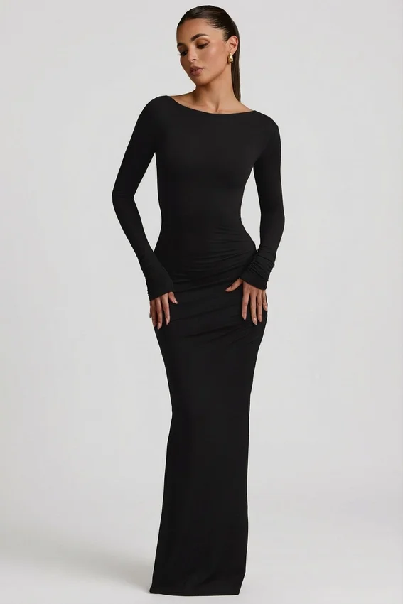 Regine Modal Ruched Backless Maxiklänning i svart Regine Modal Ruched Backless Maxiklänning i svart
