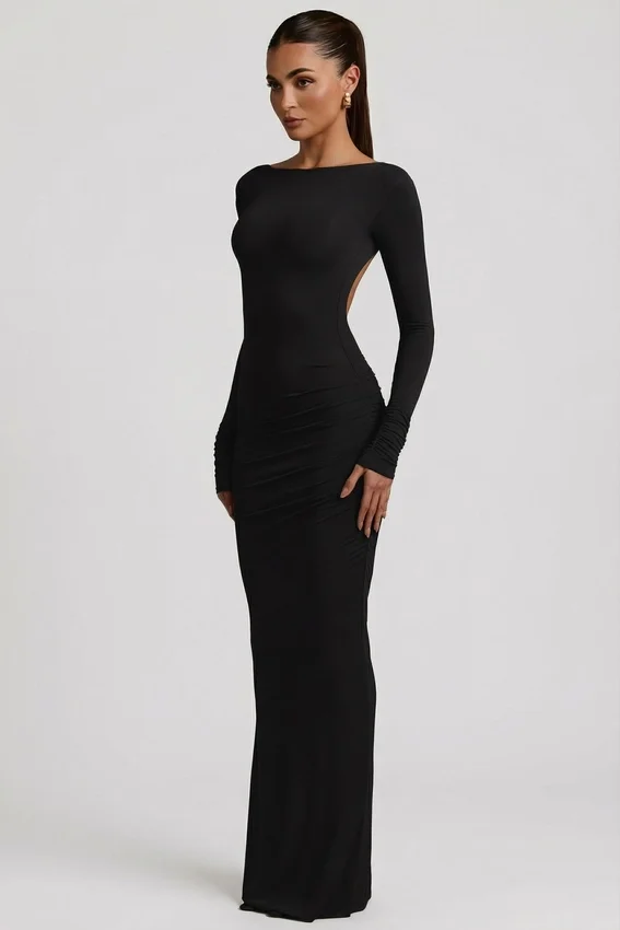 Regine Modal Ruched Backless Maxiklänning i svart Regine Modal Ruched Backless Maxiklänning i svart