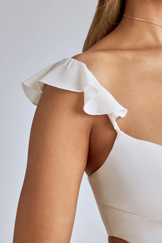 Rialta Cut Out Satin Miniklänning i Ivory Rialta Cut Out Satin Miniklänning i Ivory