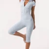 Ribbad jersey-capri-jumpsuit i blå rand Ribbad jersey-capri-jumpsuit i blå rand