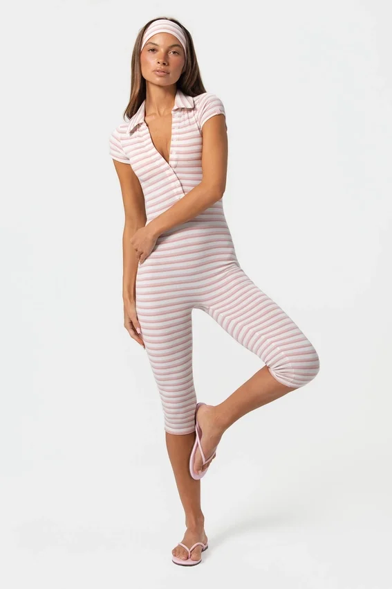 Ribbad jersey-capri-Jumpsuit i rosa randigt Ribbad jersey-capri-Jumpsuit i rosa randigt