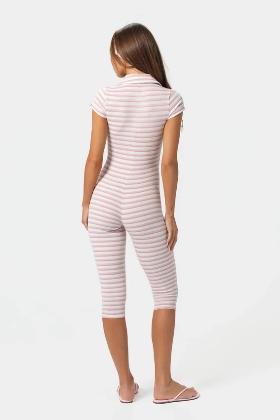 Ribbad jersey-capri-Jumpsuit i rosa randigt Ribbad jersey-capri-Jumpsuit i rosa randigt
