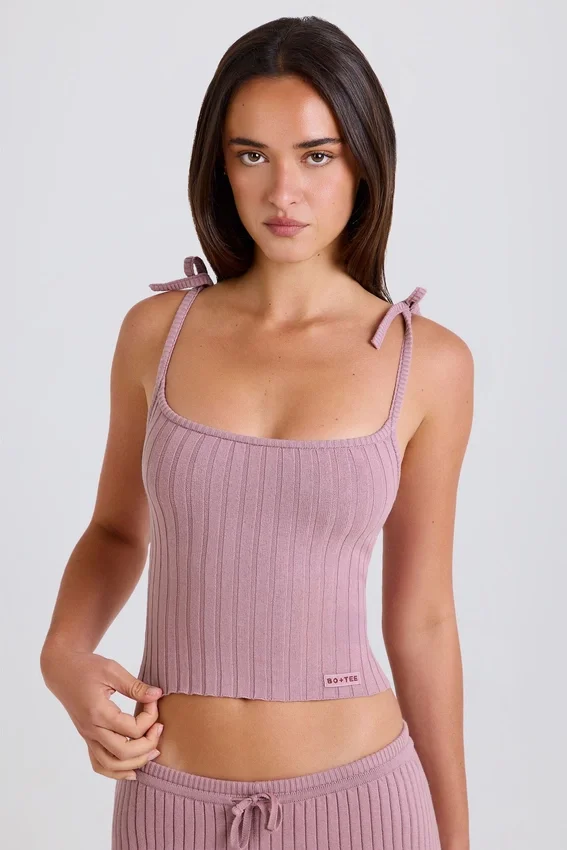 Ribbstickad linne med knytning i mauve Ribbstickad linne med knytning i mauve