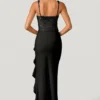 Robina Embellished Ruffle-Trim Corset Gown i svart Robina Embellished Ruffle-Trim Corset Gown i svart