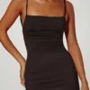 Ryatt rynkad bodycon-maxiklänning i svart Ryatt rynkad bodycon-maxiklänning i svart