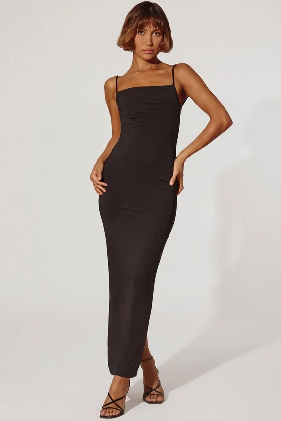 Ryatt rynkad bodycon-maxiklänning i svart Ryatt rynkad bodycon-maxiklänning i svart